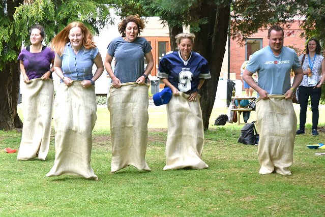 5 people in a sack race